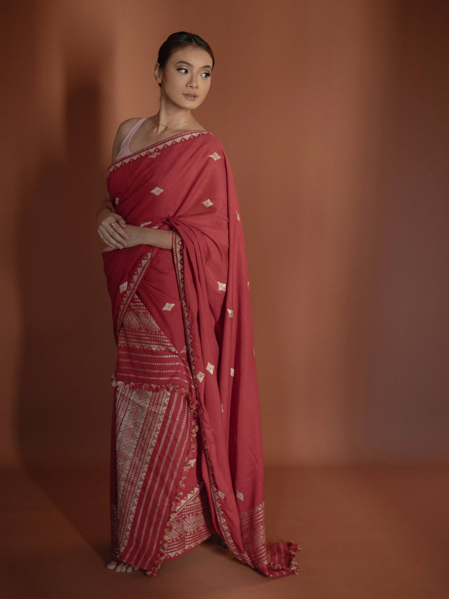 Red Silk Cotton Mekhela Sador – The Silk Chamber