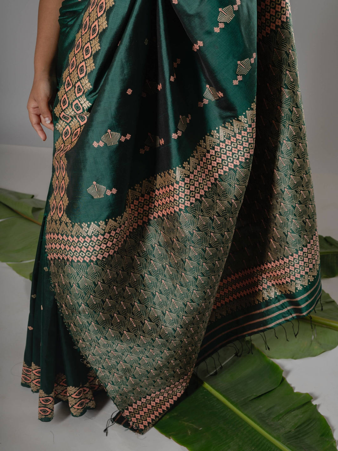 Emerald Green Paat Silk Saree
