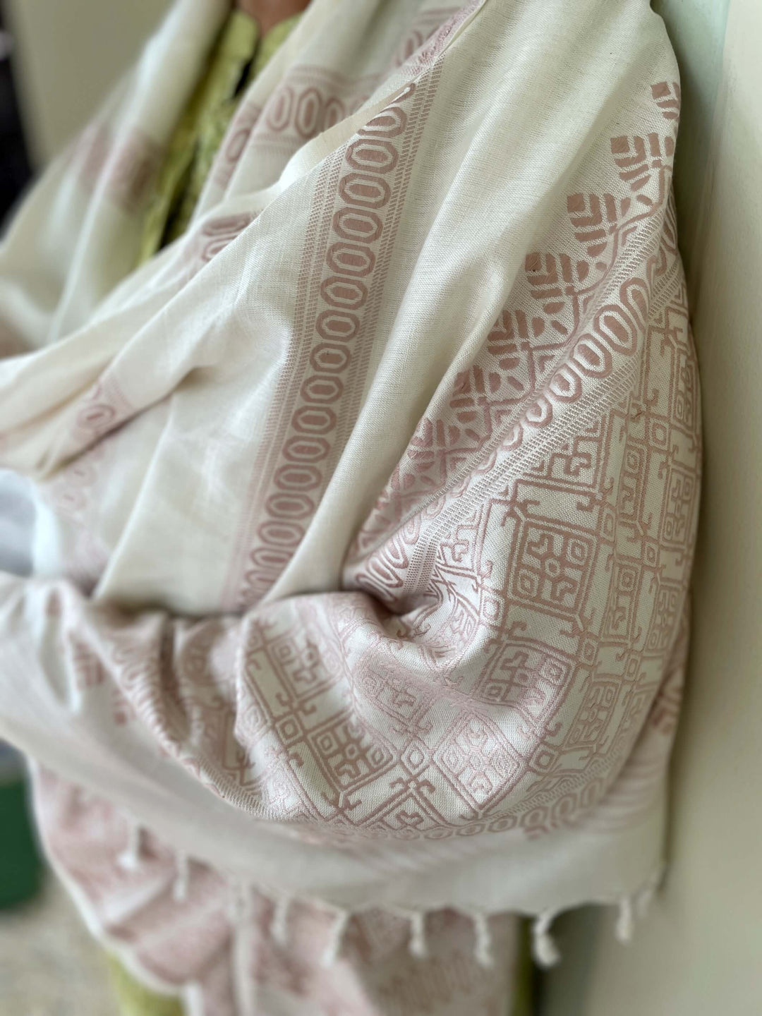 Dusty Pink Eri Modal Stole