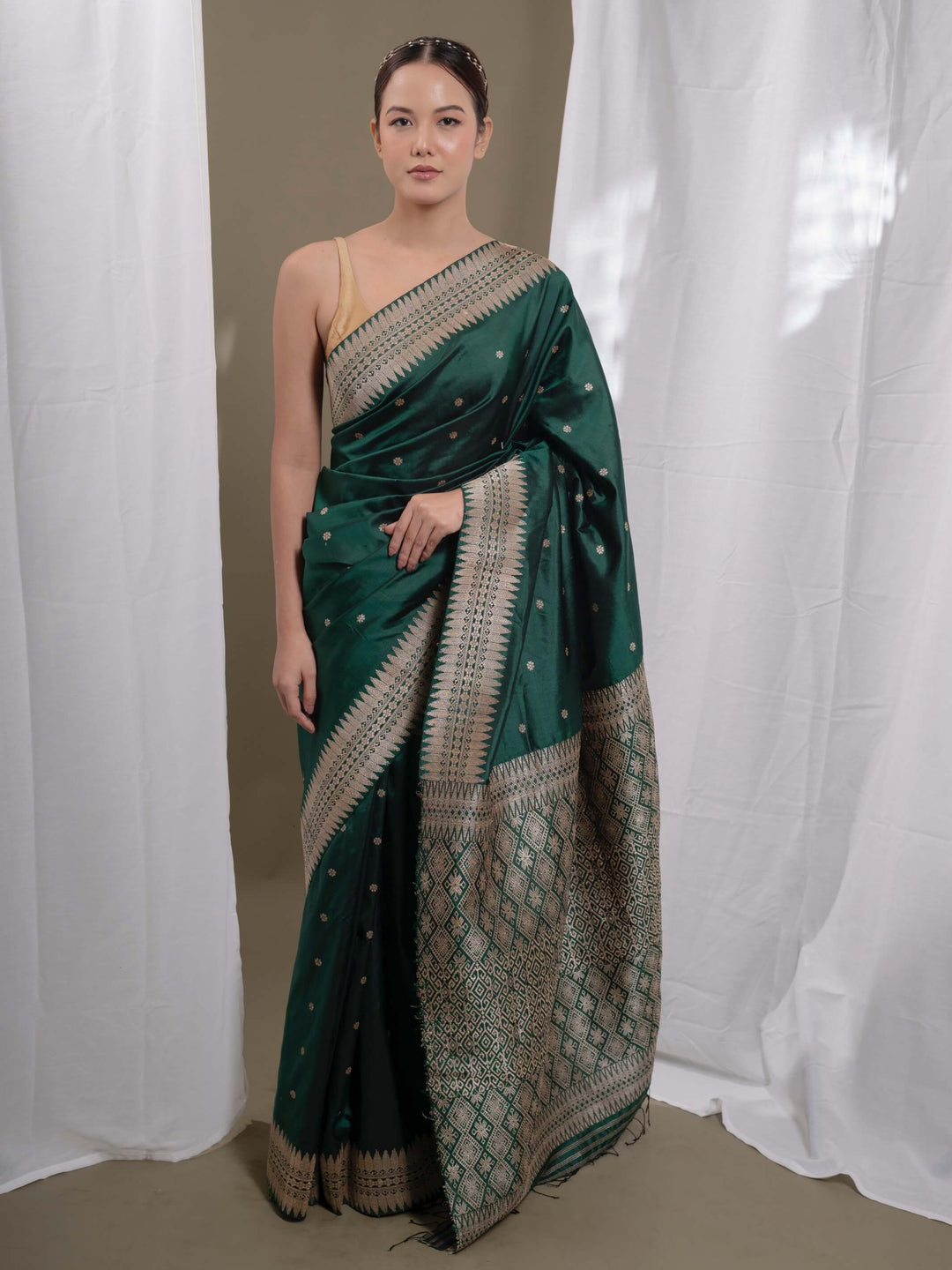 Emerald Green Paat Silk Saree