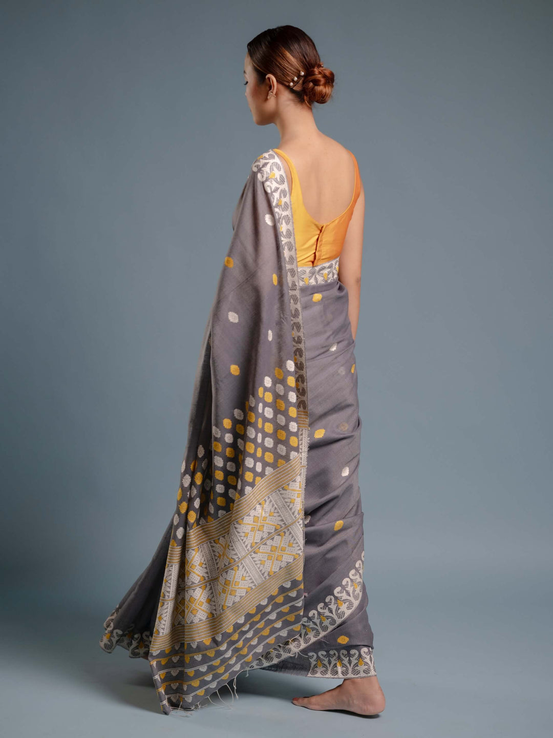 Gray Eri Kesa Paat Silk Saree