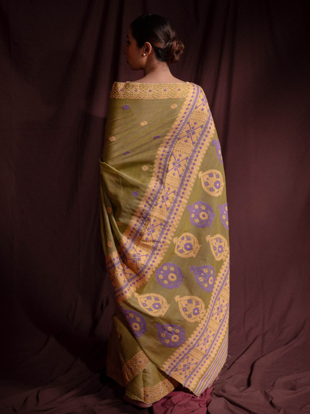 Chartreuse Eri Kesa Paat Silk Saree