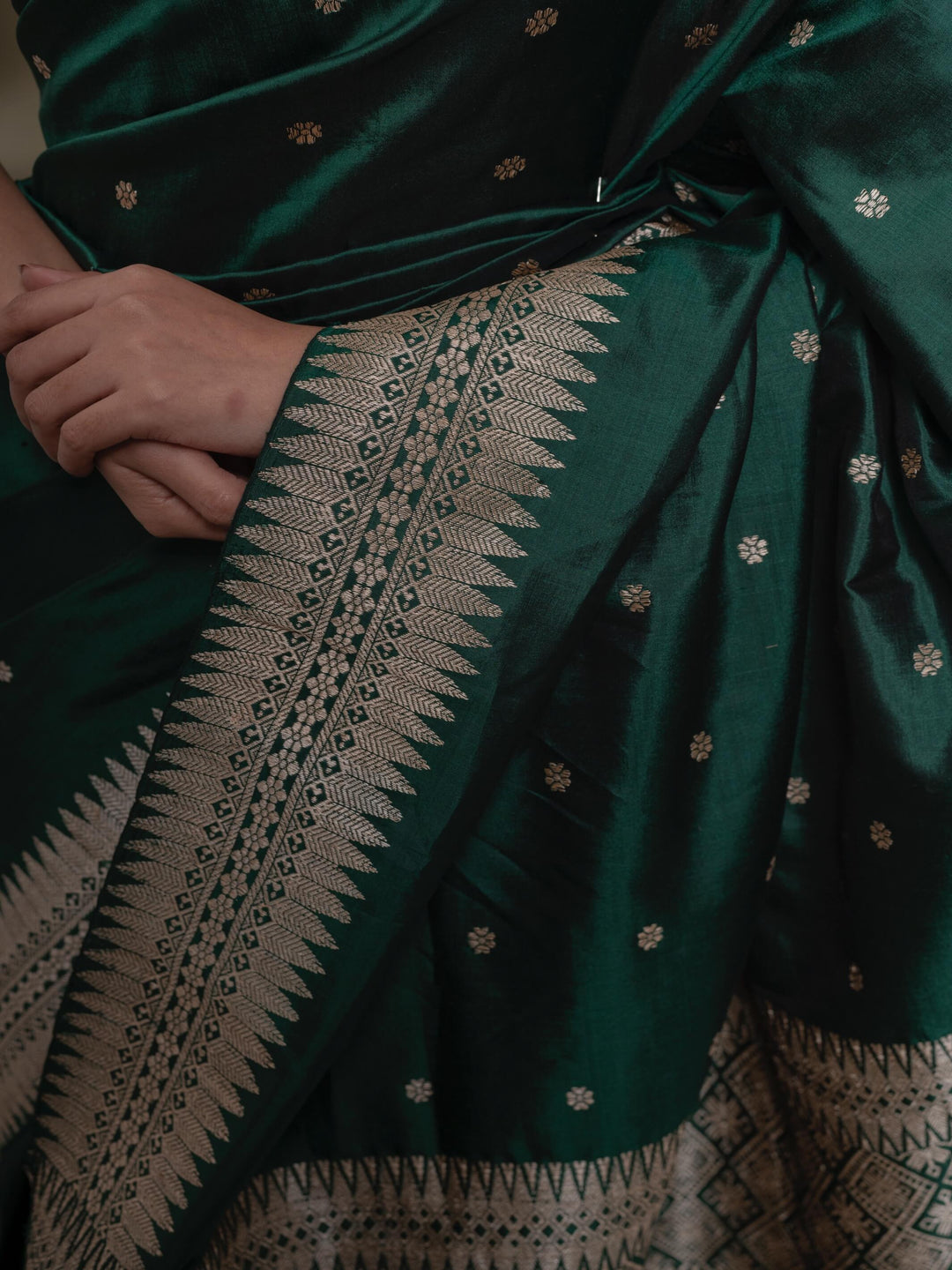 Emerald Green Paat Silk Saree