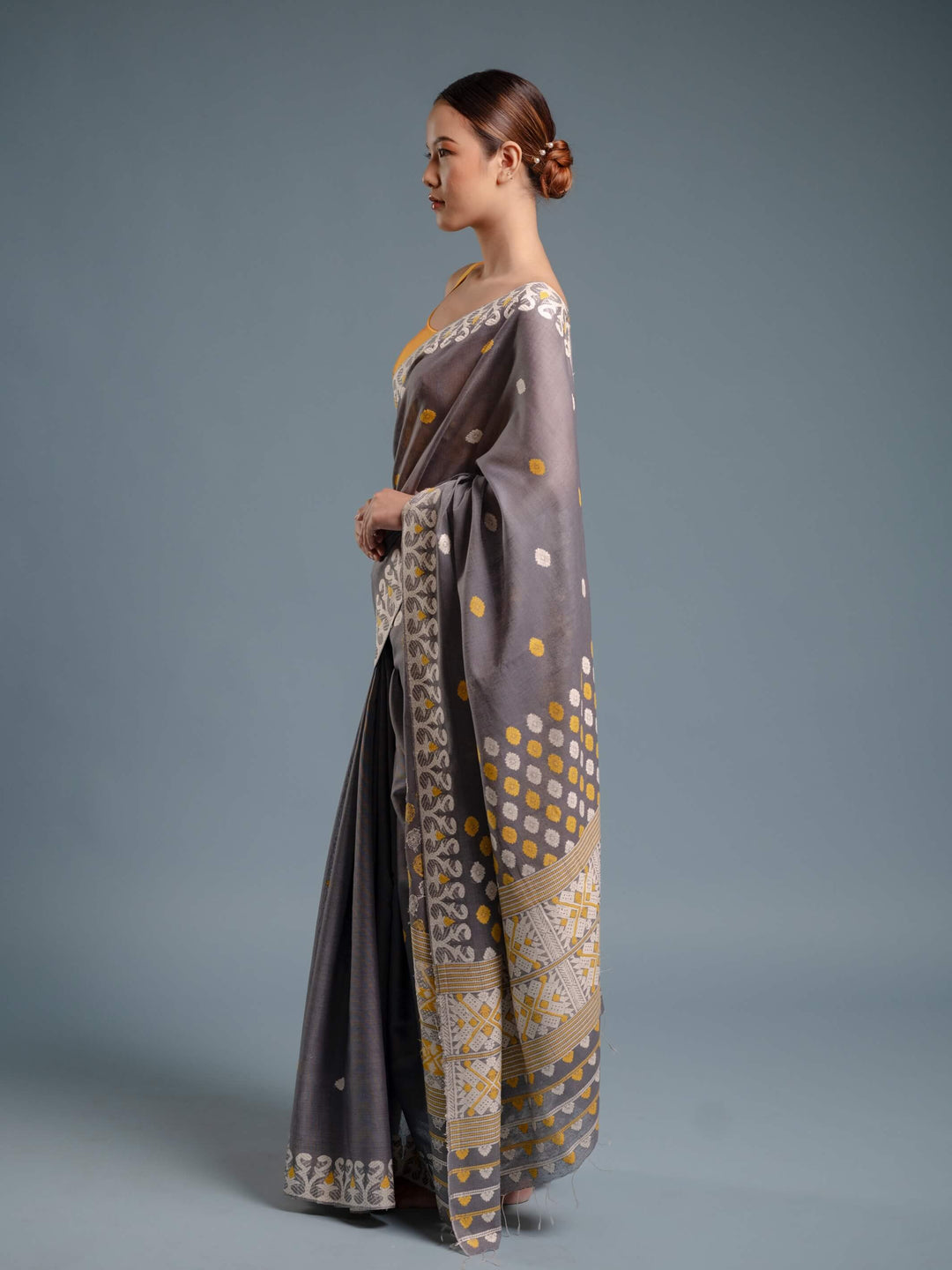 Gray Eri Kesa Paat Silk Saree
