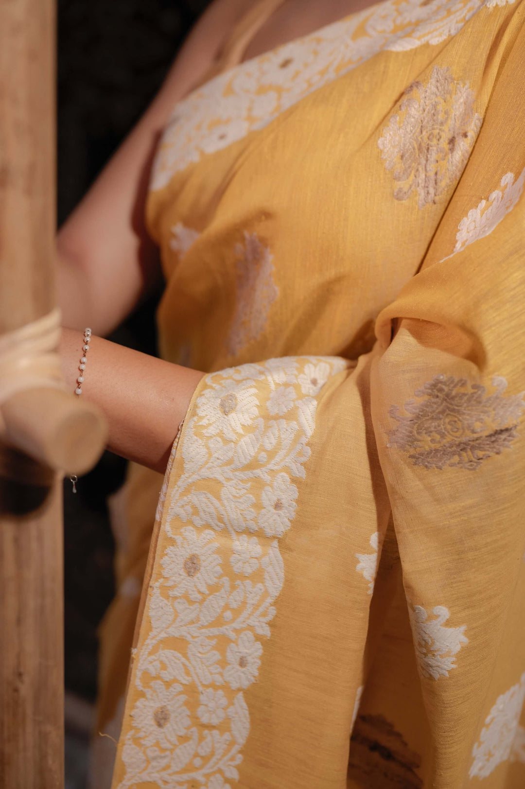 Mustard-Lac Eri Kesa Paat Silk Saree