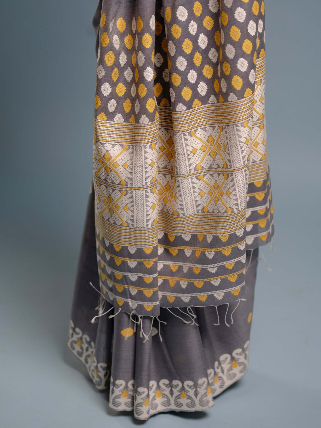 Gray Eri Kesa Paat Silk Saree