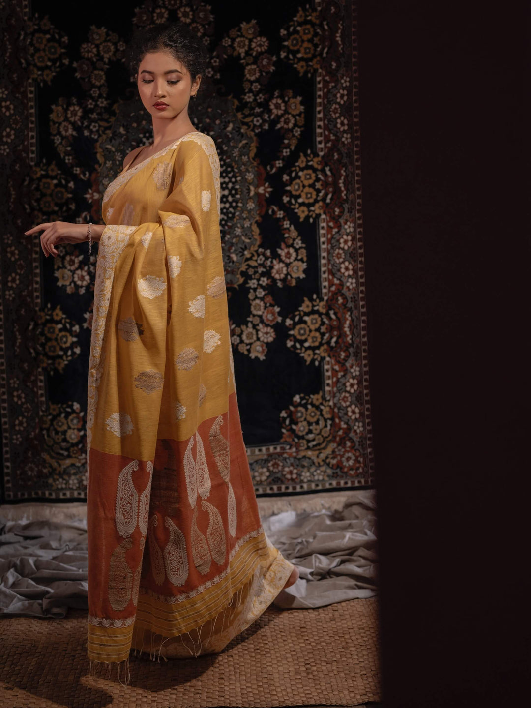 Mustard-Lac Eri Kesa Paat Silk Saree