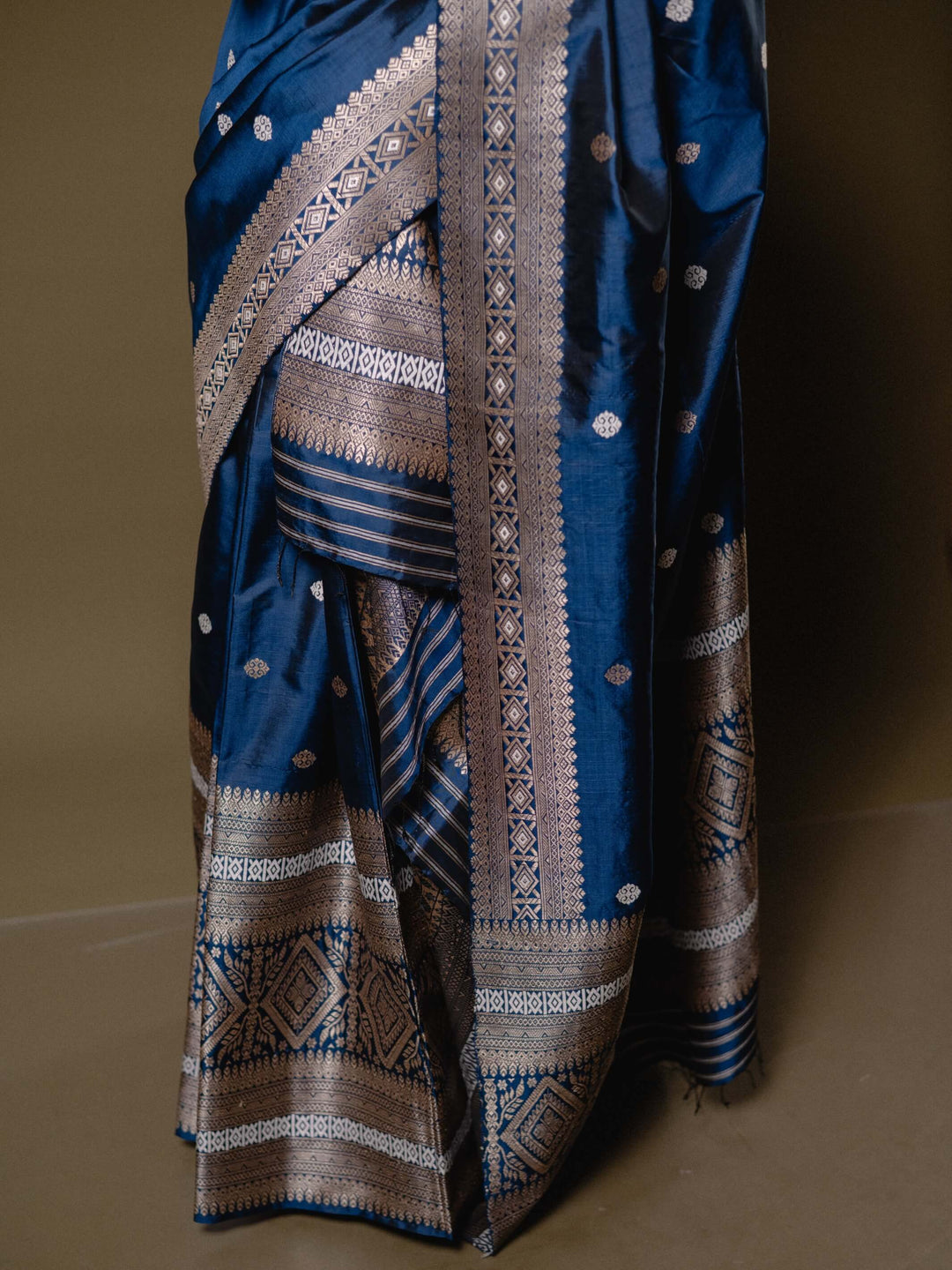 Teal Blue Paat Silk Mekhela Sador