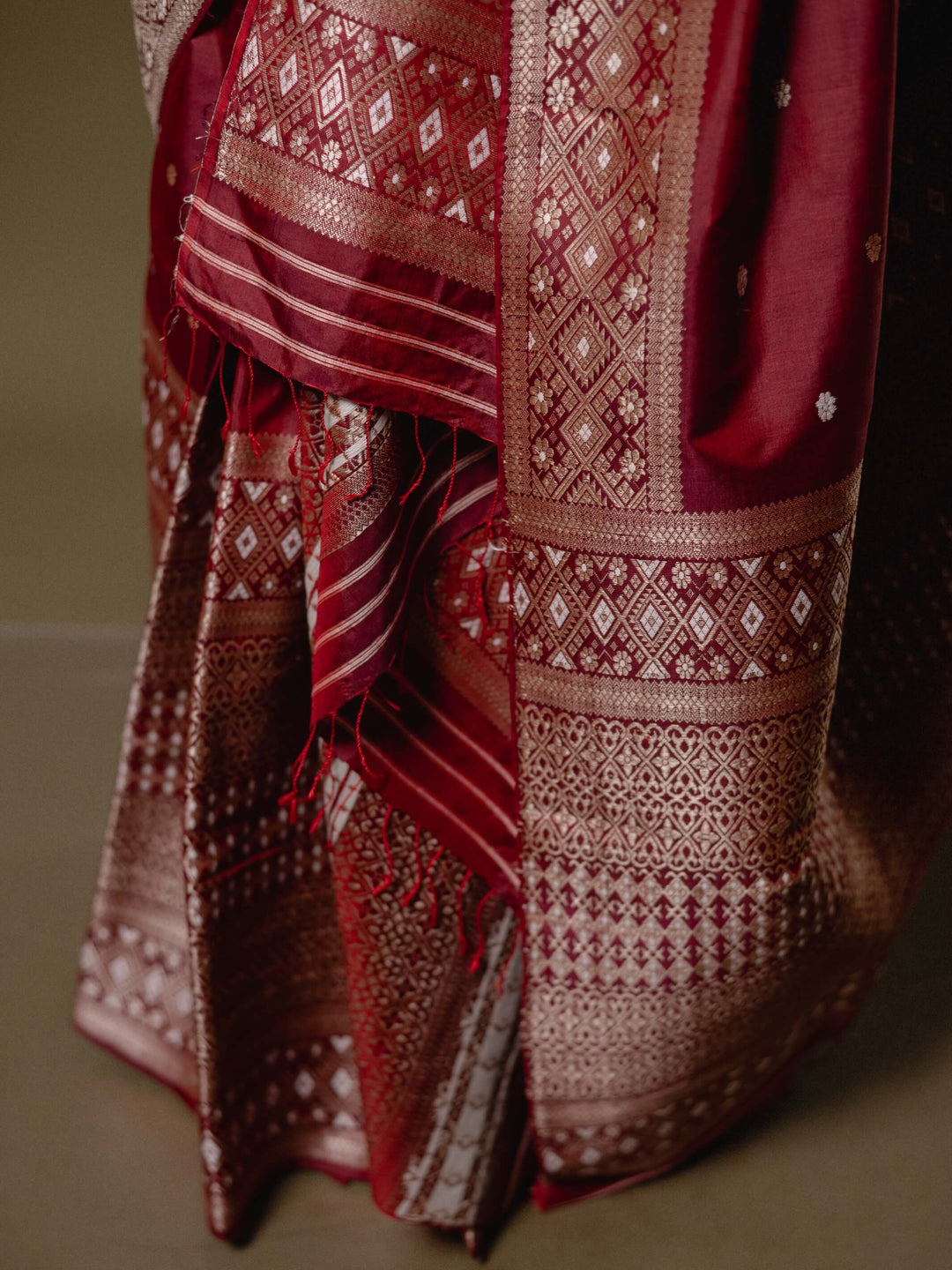 Burgundy Paat Silk Mekhela Sador