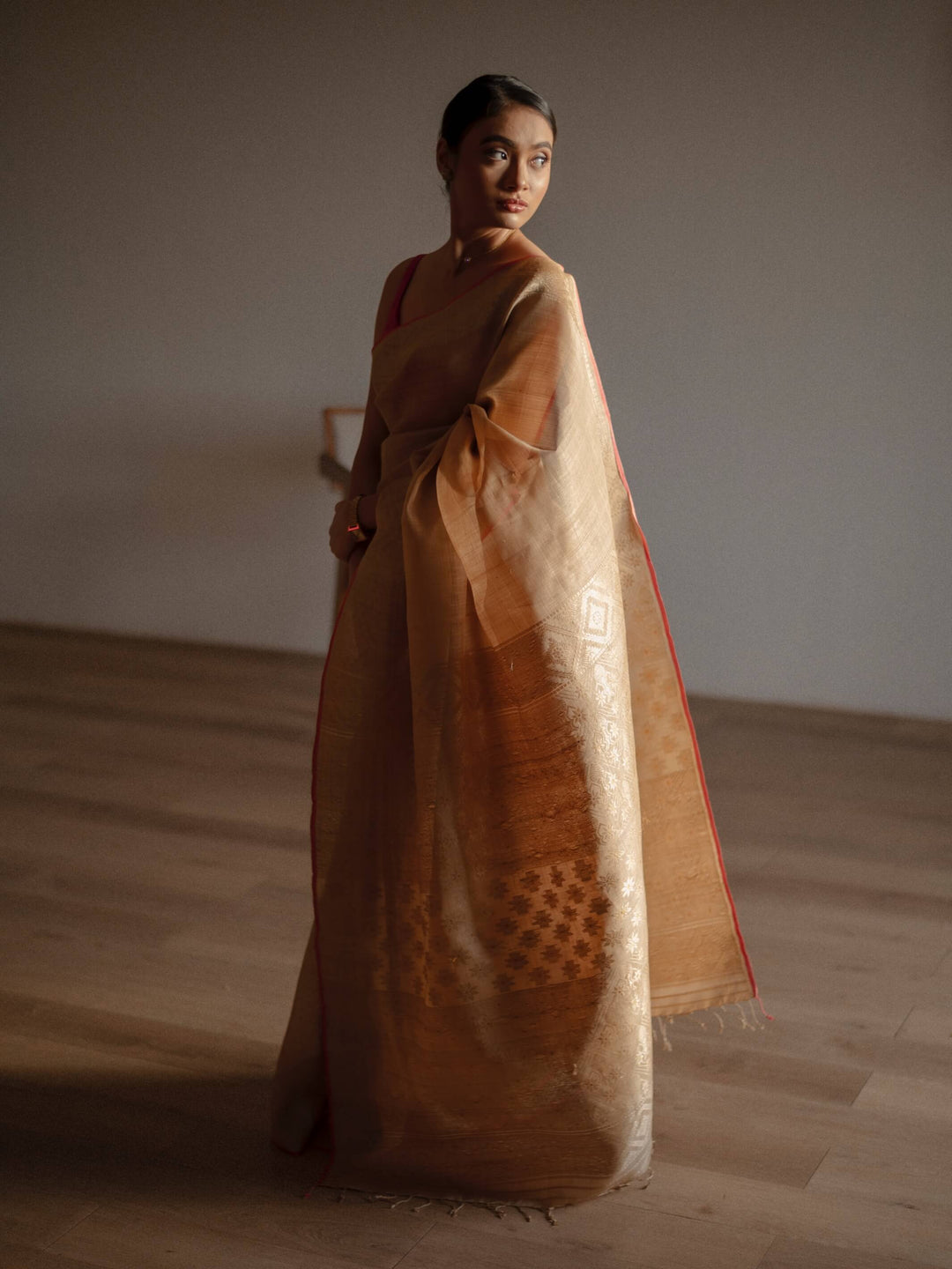 Tanisi Muga Silk Saree