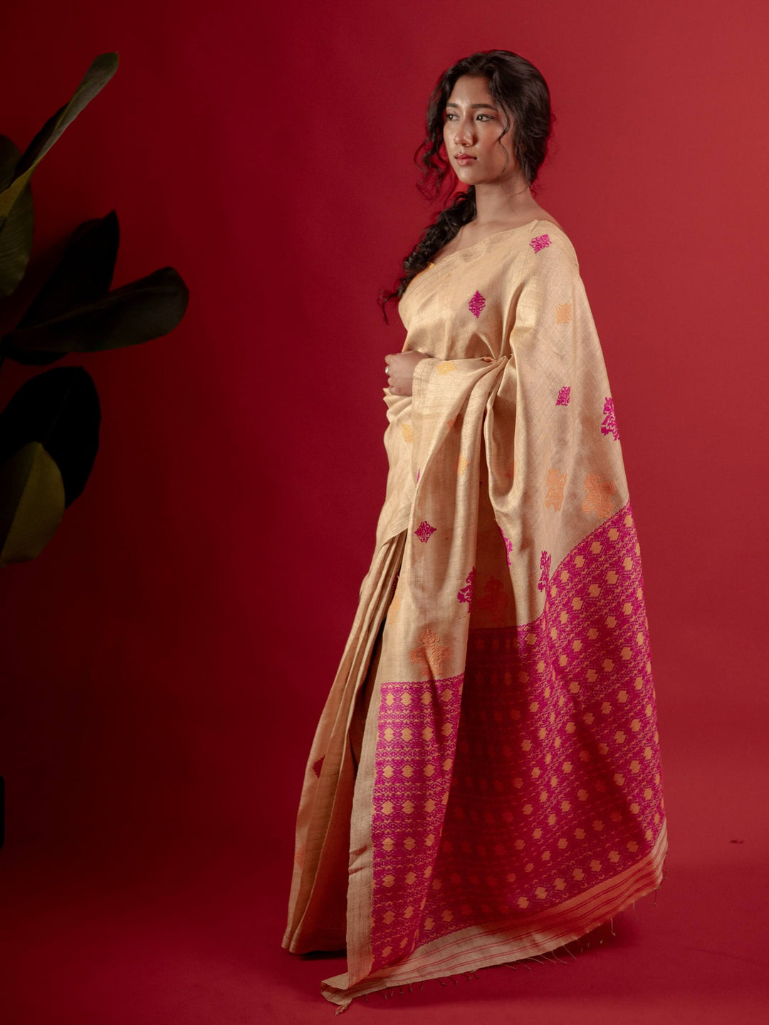 Dhumra Muga Silk Saree