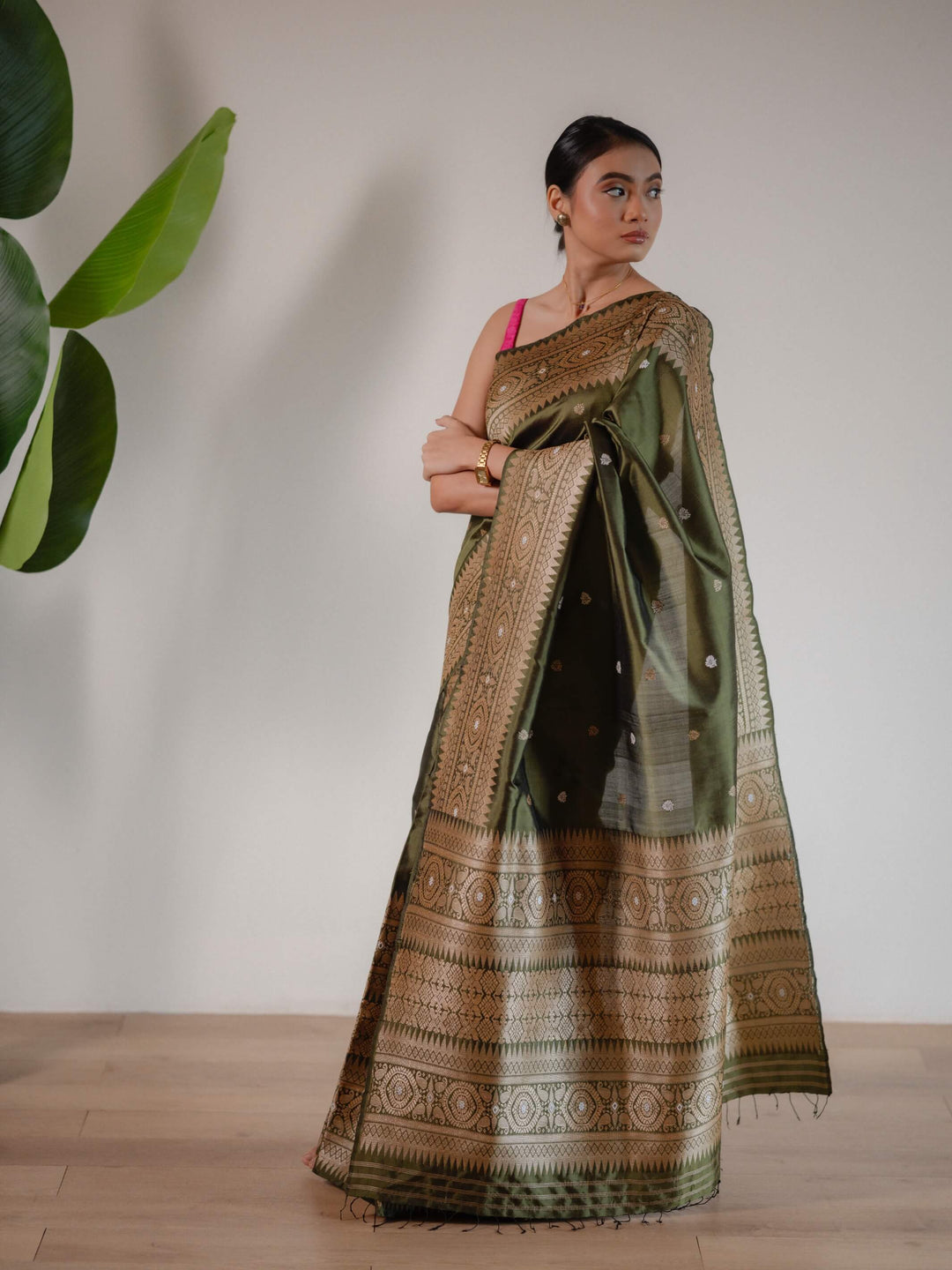 Olive Green Paat Silk Mekhela Sador