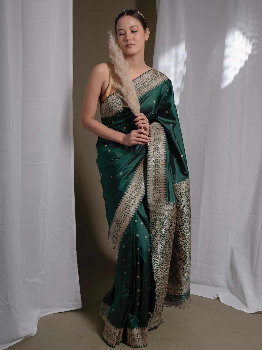 Emerald Green Paat Silk Saree