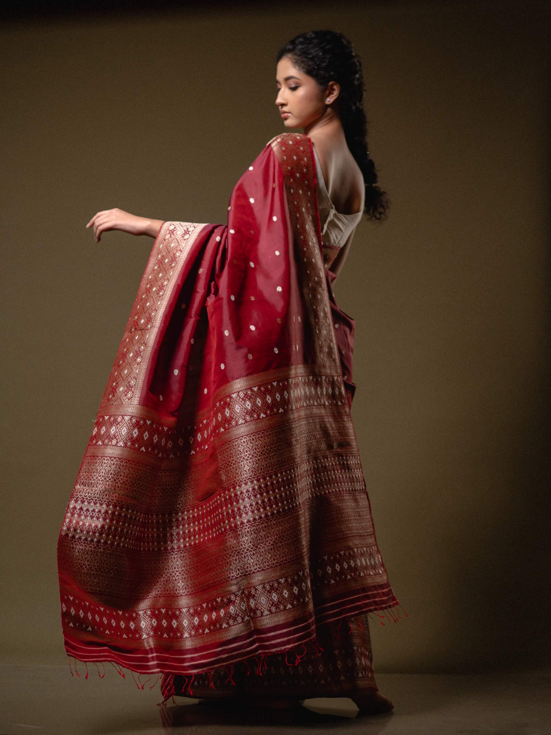 Burgundy Paat Silk Mekhela Sador